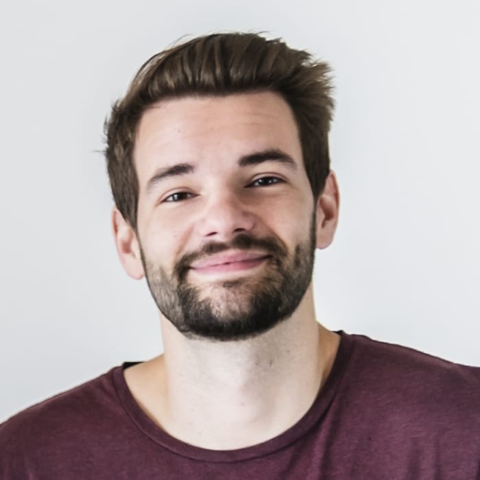  Daniel M